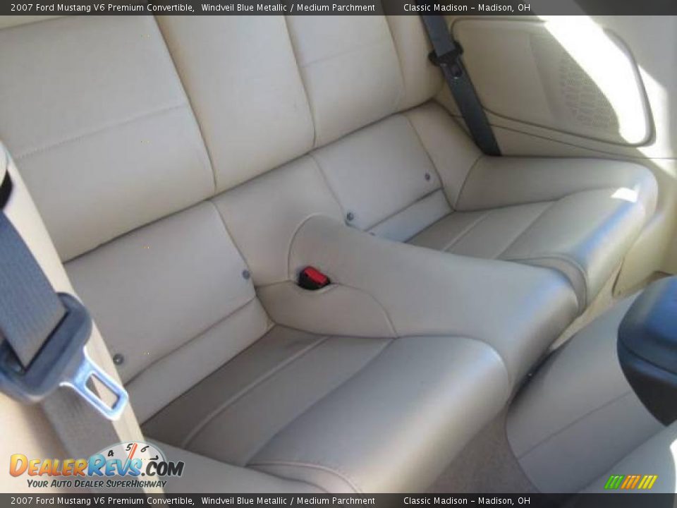 2007 Ford Mustang V6 Premium Convertible Windveil Blue Metallic / Medium Parchment Photo #19