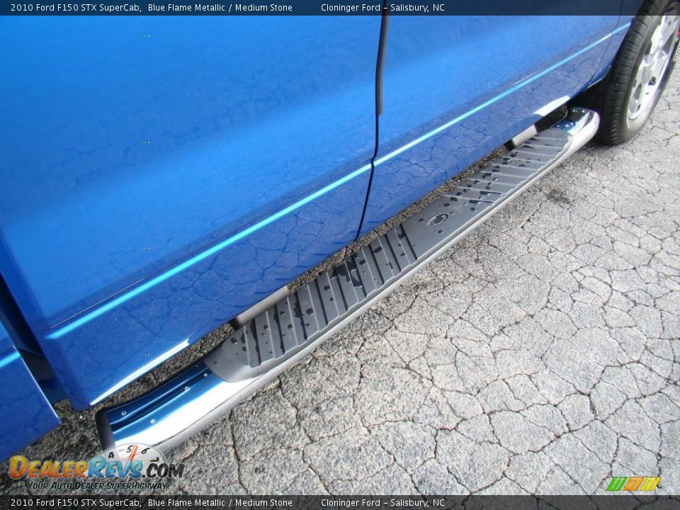 2010 Ford F150 STX SuperCab Blue Flame Metallic / Medium Stone Photo #15