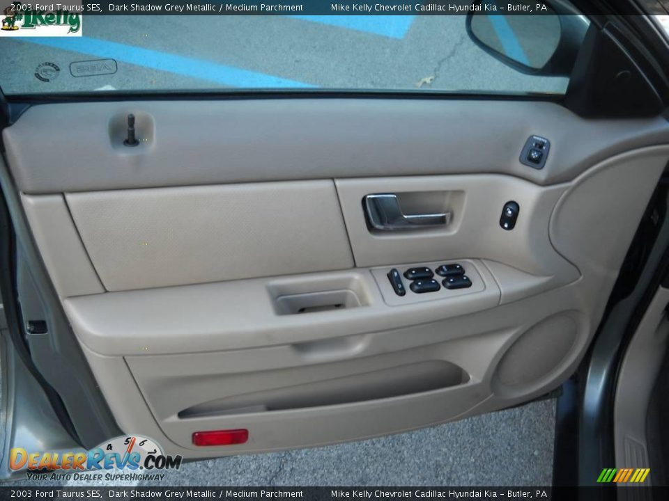 2003 Ford Taurus SES Dark Shadow Grey Metallic / Medium Parchment Photo #7