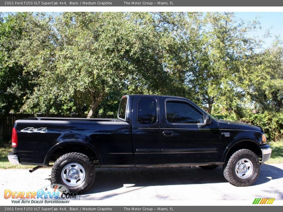 2001 Ford F150 XLT SuperCab 4x4 Black / Medium Graphite Photo #10