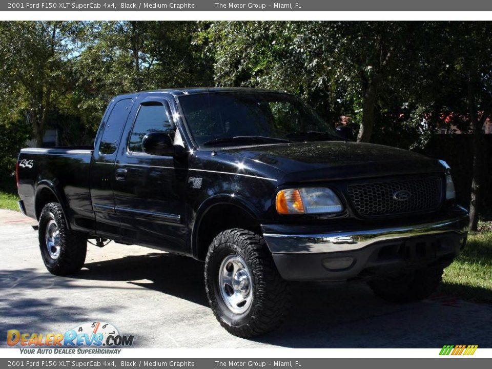 2001 Ford F150 XLT SuperCab 4x4 Black / Medium Graphite Photo #12