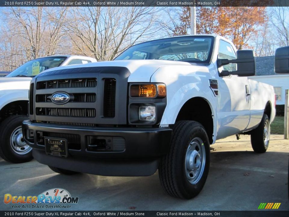 2010 Ford F250 Super Duty XL Regular Cab 4x4 Oxford White / Medium Stone Photo #1
