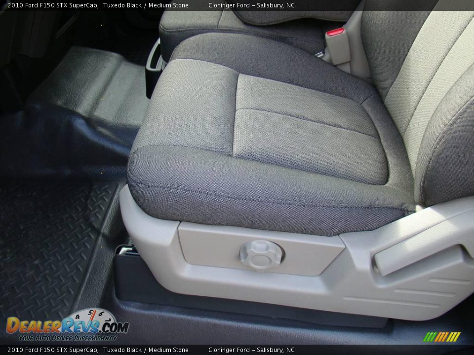 2010 Ford F150 STX SuperCab Tuxedo Black / Medium Stone Photo #18