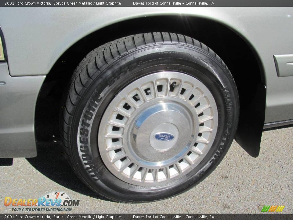 2001 Ford Crown Victoria Spruce Green Metallic / Light Graphite Photo #3