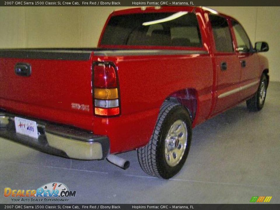 2007 GMC Sierra 1500 Classic SL Crew Cab Fire Red / Ebony Black Photo #4