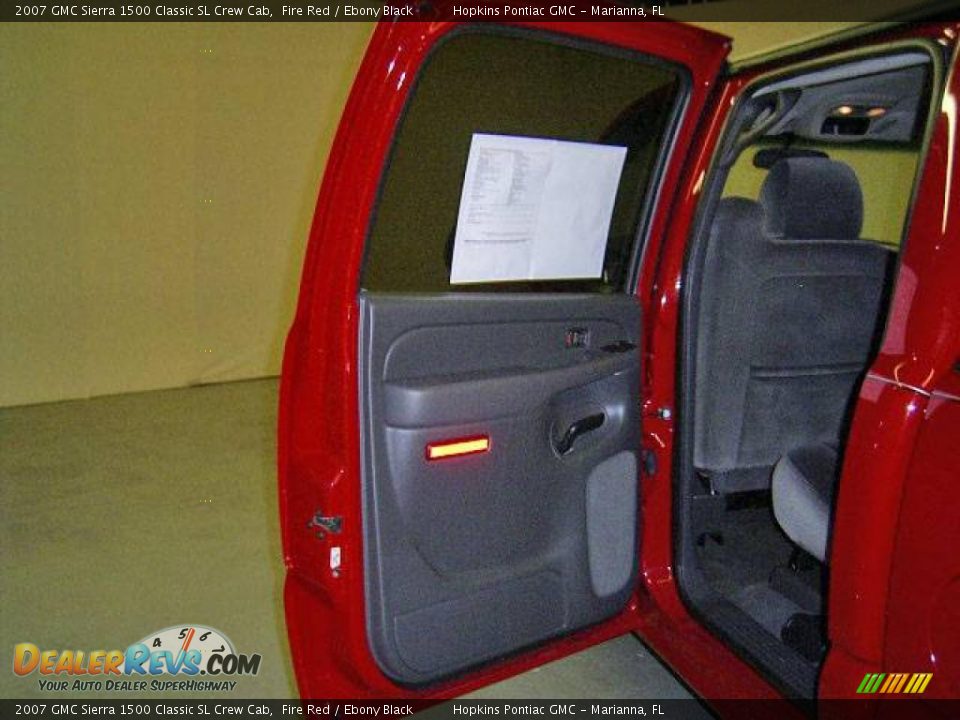 2007 GMC Sierra 1500 Classic SL Crew Cab Fire Red / Ebony Black Photo #24