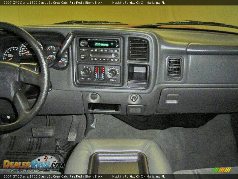 2007 GMC Sierra 1500 Classic SL Crew Cab Fire Red / Ebony Black Photo #29