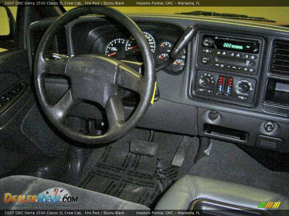 2007 GMC Sierra 1500 Classic SL Crew Cab Fire Red / Ebony Black Photo #30