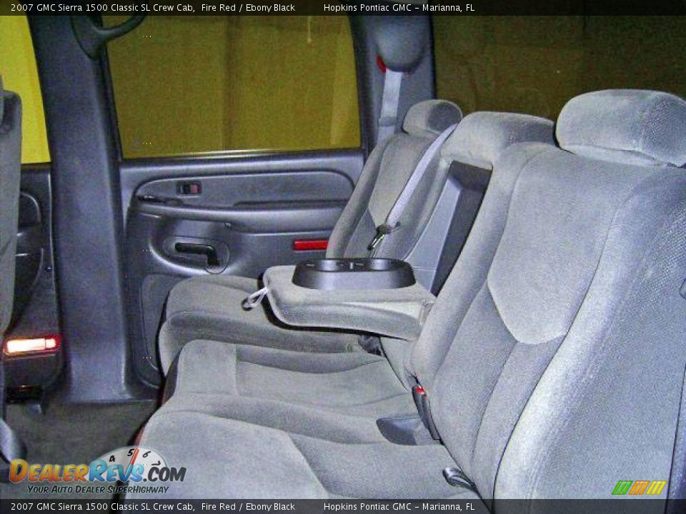 2007 GMC Sierra 1500 Classic SL Crew Cab Fire Red / Ebony Black Photo #35
