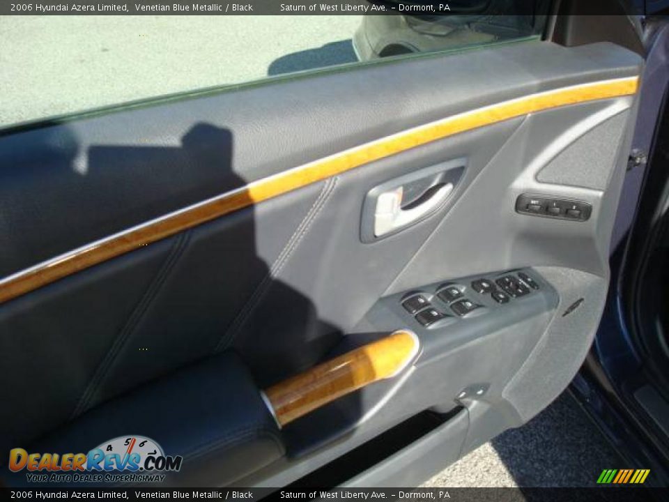 2006 Hyundai Azera Limited Venetian Blue Metallic / Black Photo #11