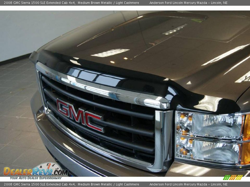 2008 GMC Sierra 1500 SLE Extended Cab 4x4 Medium Brown Metallic / Light Cashmere Photo #12