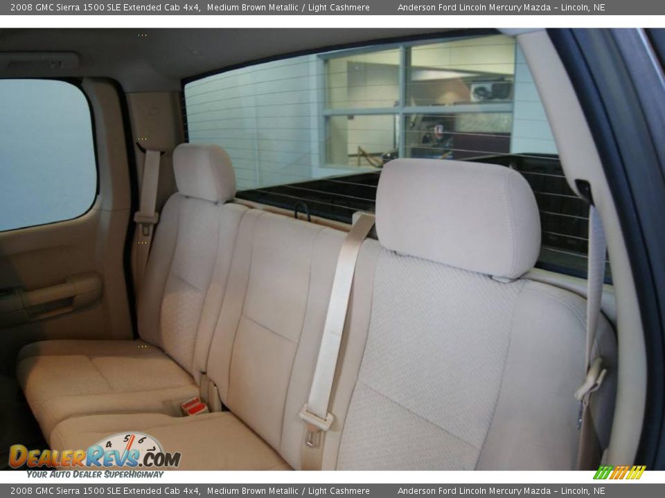 2008 GMC Sierra 1500 SLE Extended Cab 4x4 Medium Brown Metallic / Light Cashmere Photo #28