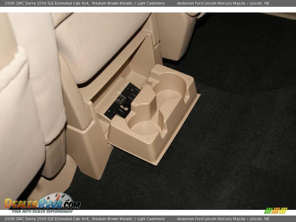 2008 GMC Sierra 1500 SLE Extended Cab 4x4 Medium Brown Metallic / Light Cashmere Photo #30