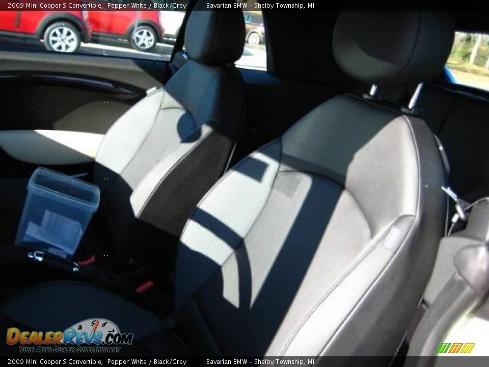 2009 Mini Cooper S Convertible Pepper White / Black/Grey Photo #10