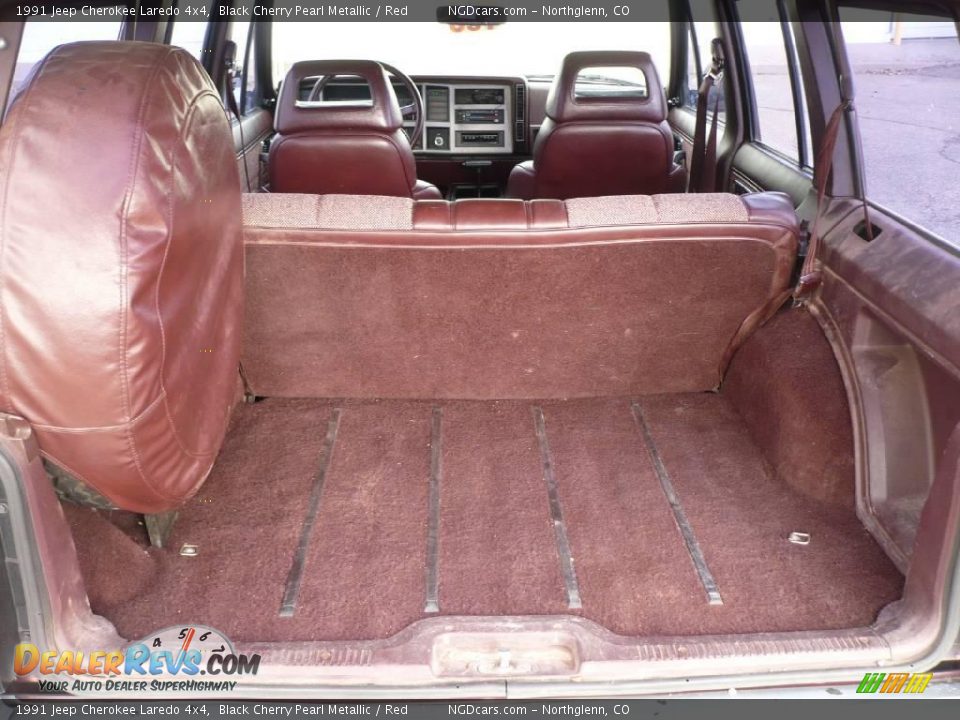 1991 Jeep Cherokee Laredo 4x4 Black Cherry Pearl Metallic / Red Photo #7