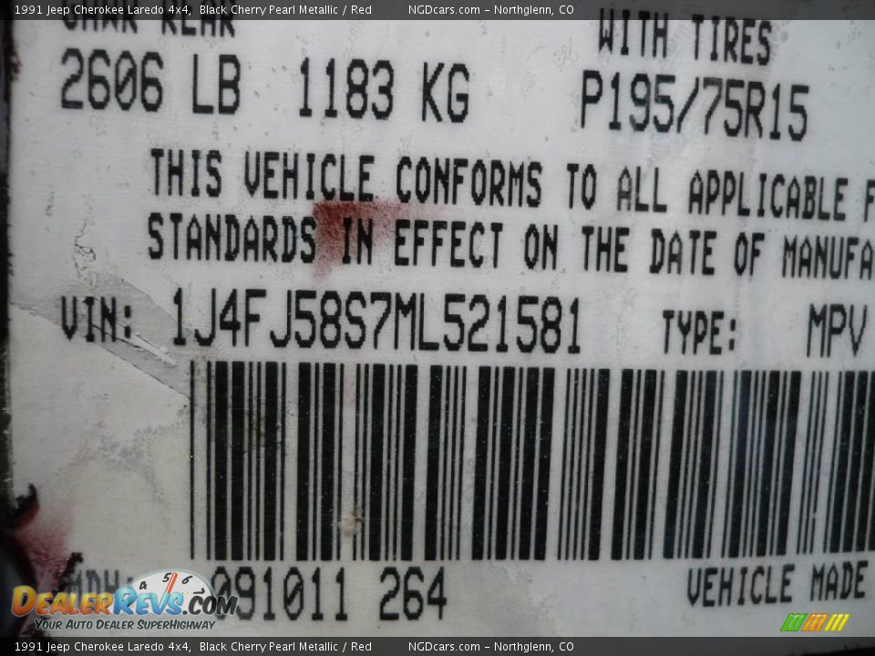 1991 Jeep Cherokee Laredo 4x4 Black Cherry Pearl Metallic / Red Photo #15