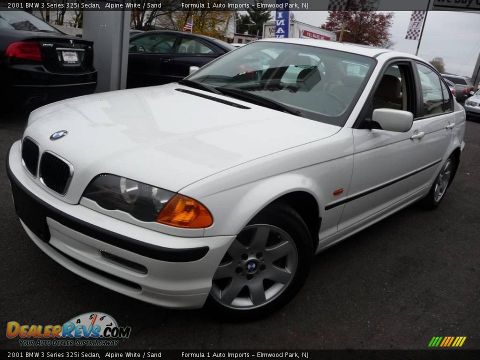 2001 BMW 3 Series 325i Sedan Alpine White / Sand Photo #1