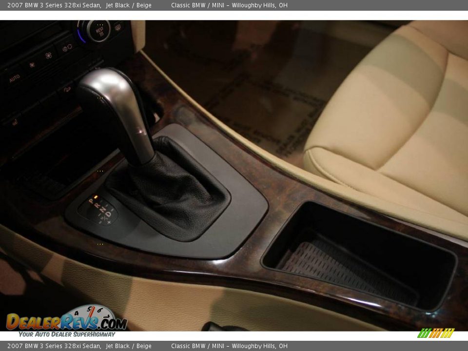 2007 BMW 3 Series 328xi Sedan Jet Black / Beige Photo #17