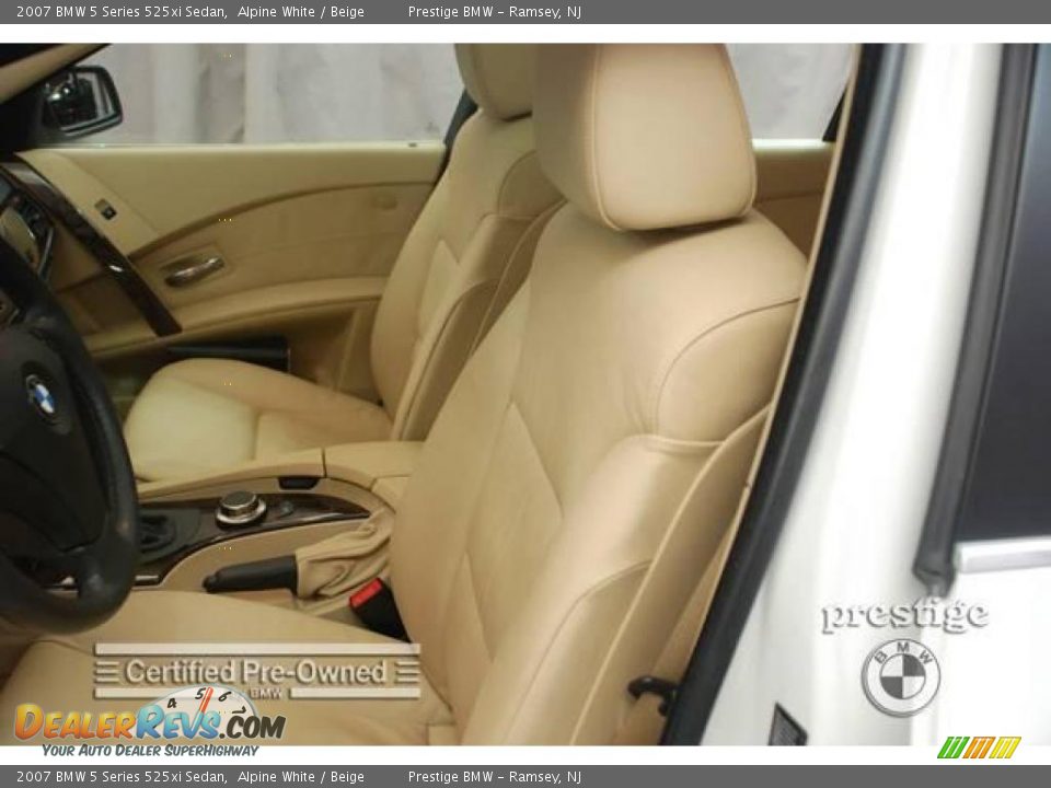 2007 BMW 5 Series 525xi Sedan Alpine White / Beige Photo #4