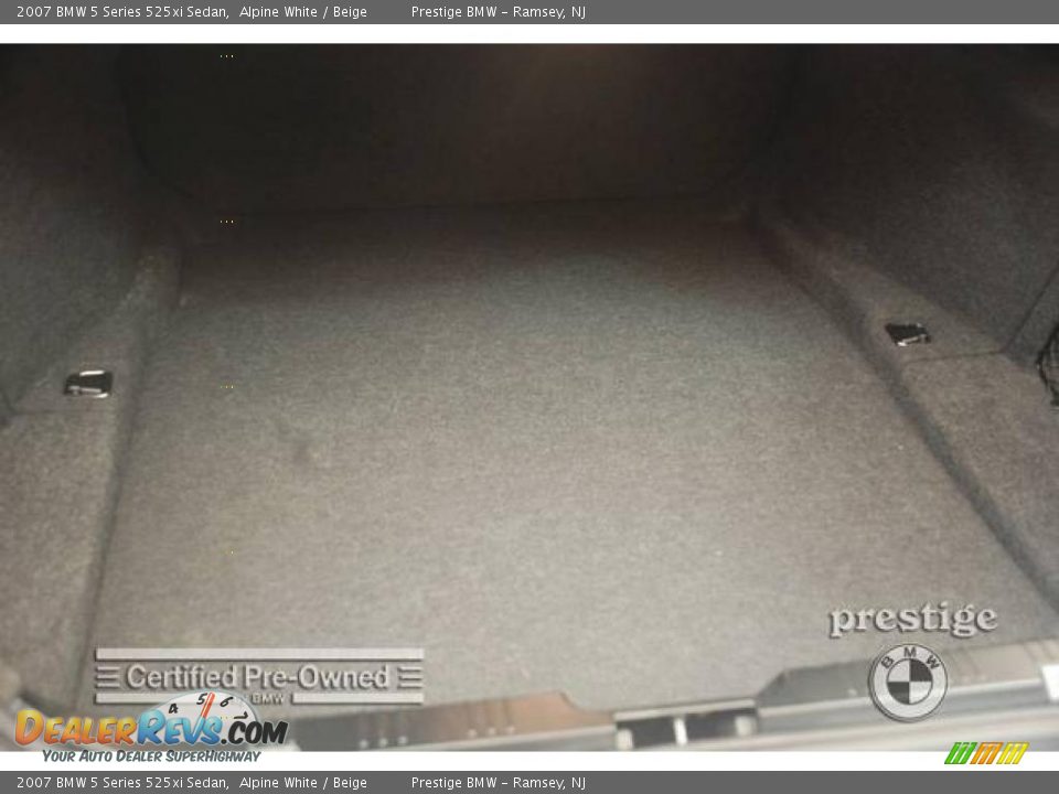 2007 BMW 5 Series 525xi Sedan Alpine White / Beige Photo #8