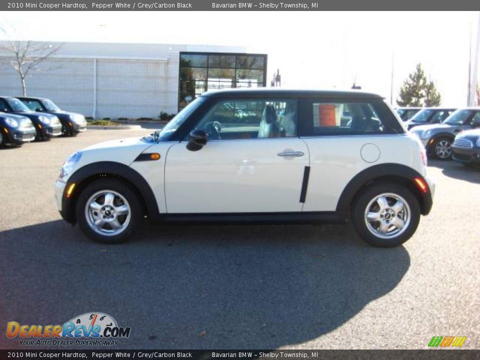 2010 Mini Cooper Hardtop Pepper White / Grey/Carbon Black Photo #2