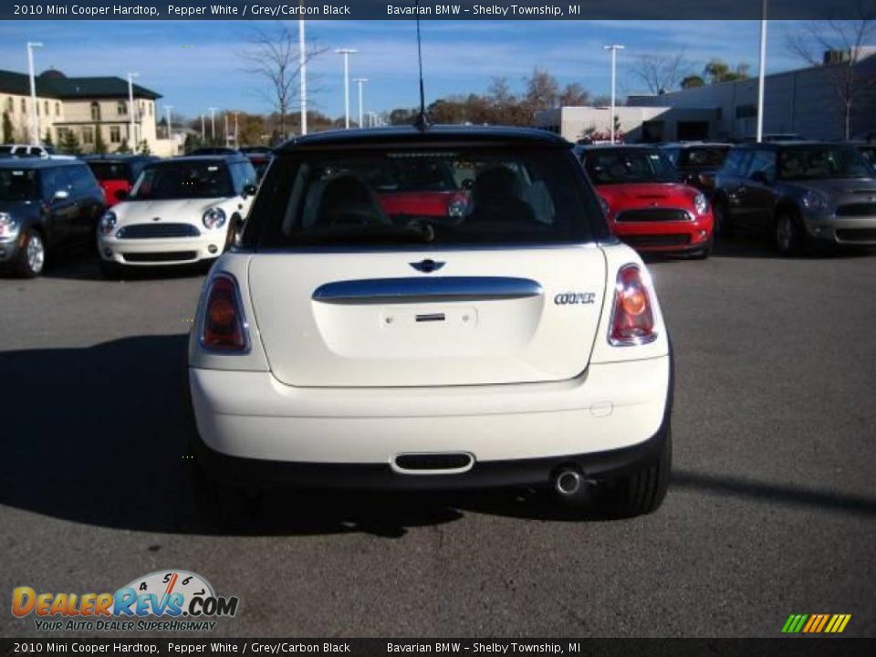 2010 Mini Cooper Hardtop Pepper White / Grey/Carbon Black Photo #4