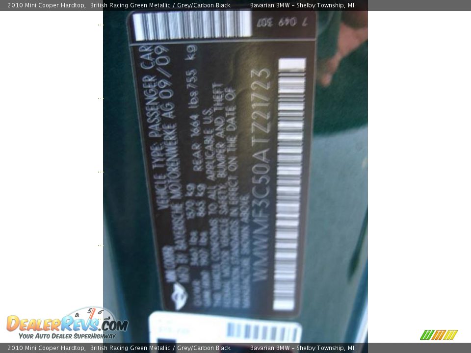 2010 Mini Cooper Hardtop British Racing Green Metallic / Grey/Carbon Black Photo #12