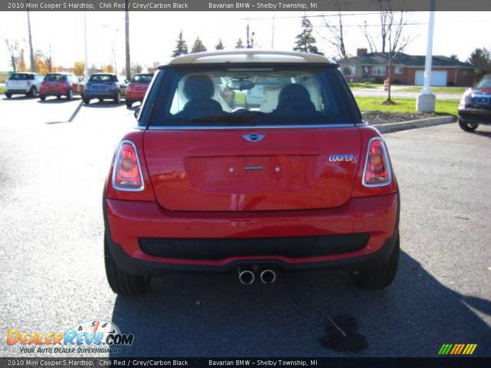2010 Mini Cooper S Hardtop Chili Red / Grey/Carbon Black Photo #4