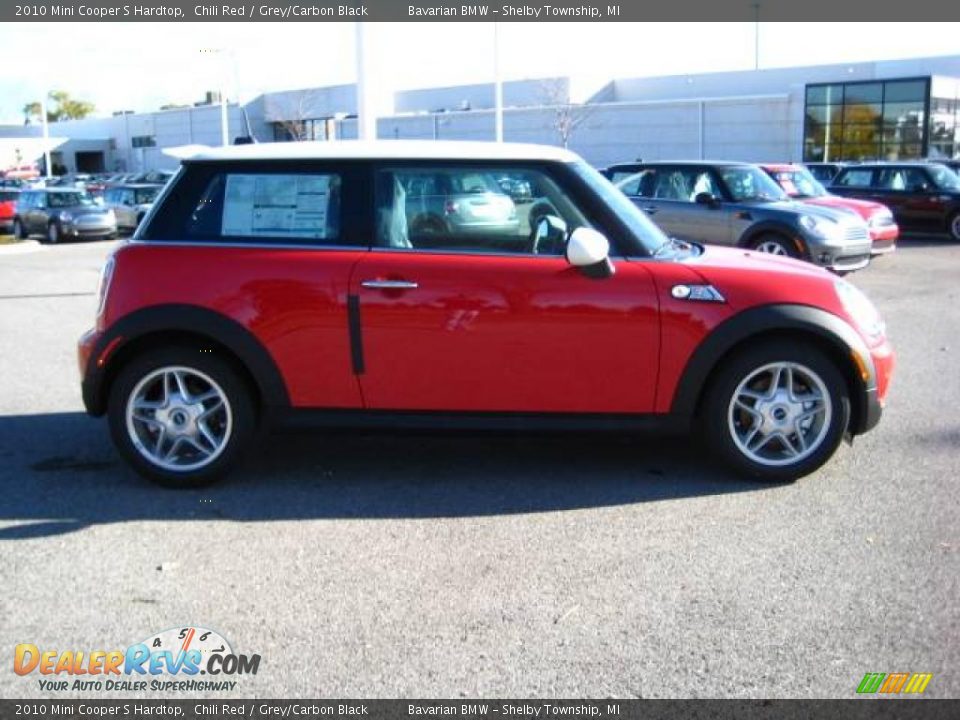 2010 Mini Cooper S Hardtop Chili Red / Grey/Carbon Black Photo #6