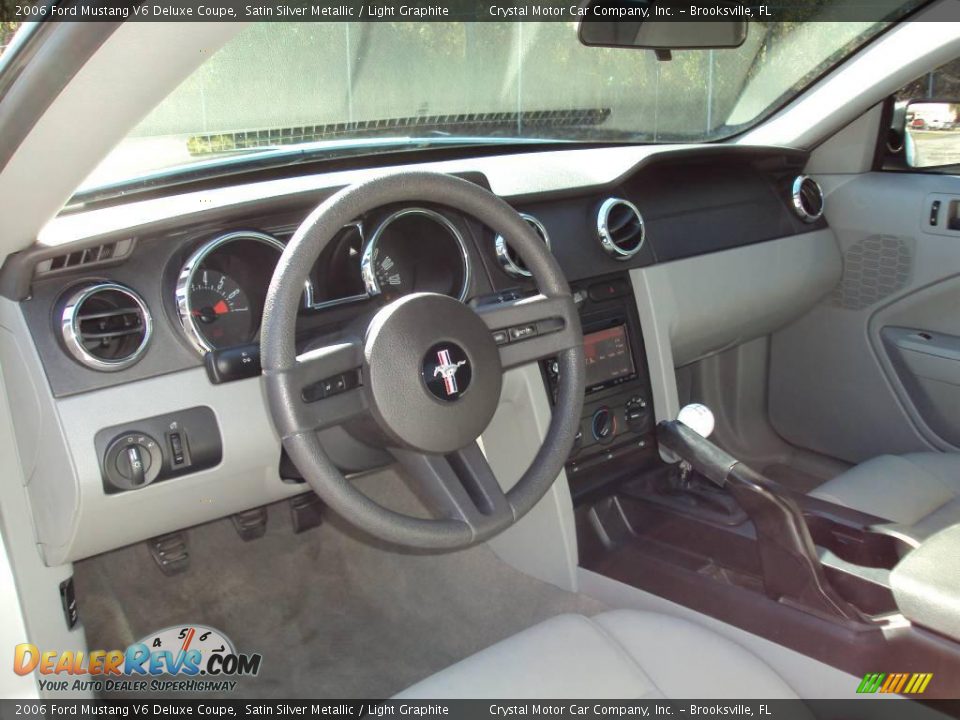 2006 Ford Mustang V6 Deluxe Coupe Satin Silver Metallic / Light Graphite Photo #6
