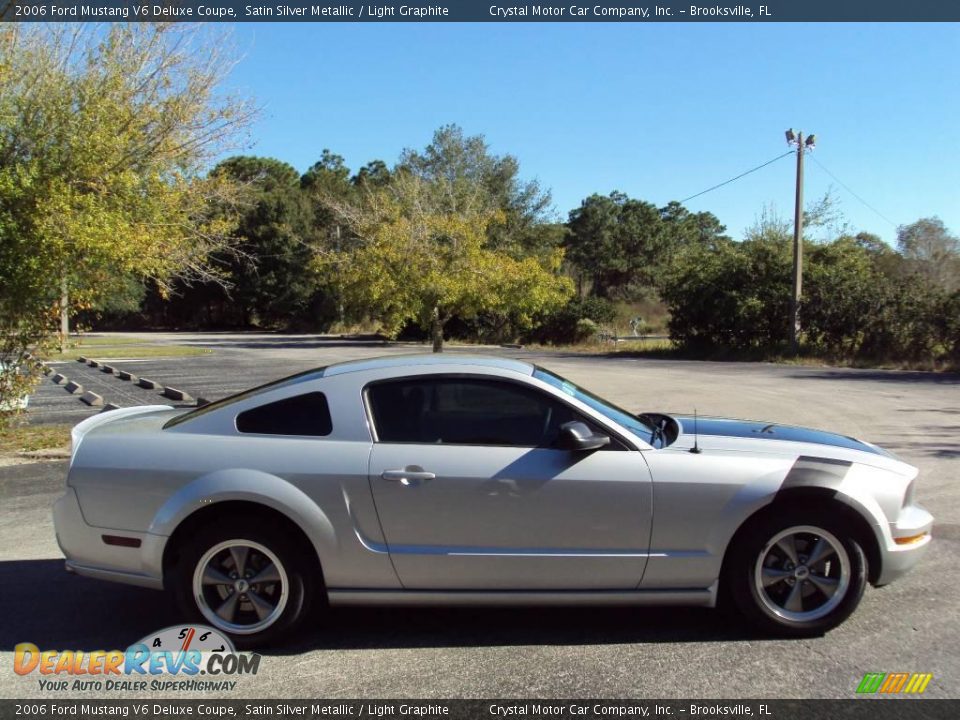 2006 Ford Mustang V6 Deluxe Coupe Satin Silver Metallic / Light Graphite Photo #9