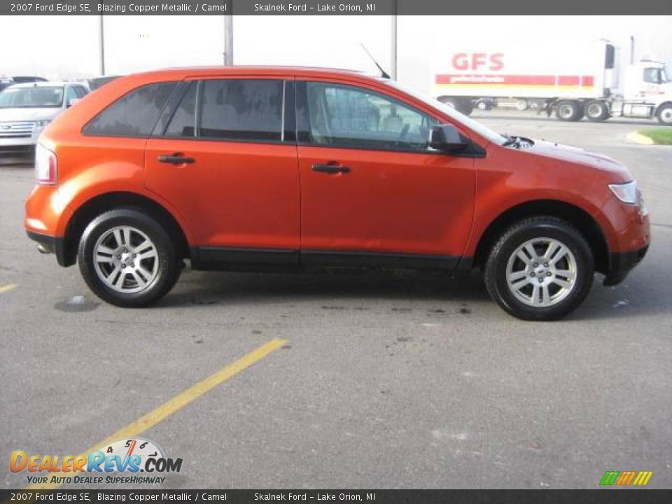 2007 Ford Edge SE Blazing Copper Metallic / Camel Photo #7
