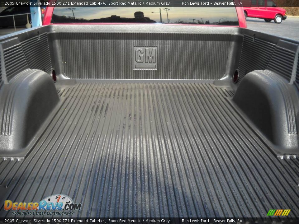 2005 Chevrolet Silverado 1500 Z71 Extended Cab 4x4 Sport Red Metallic / Medium Gray Photo #3
