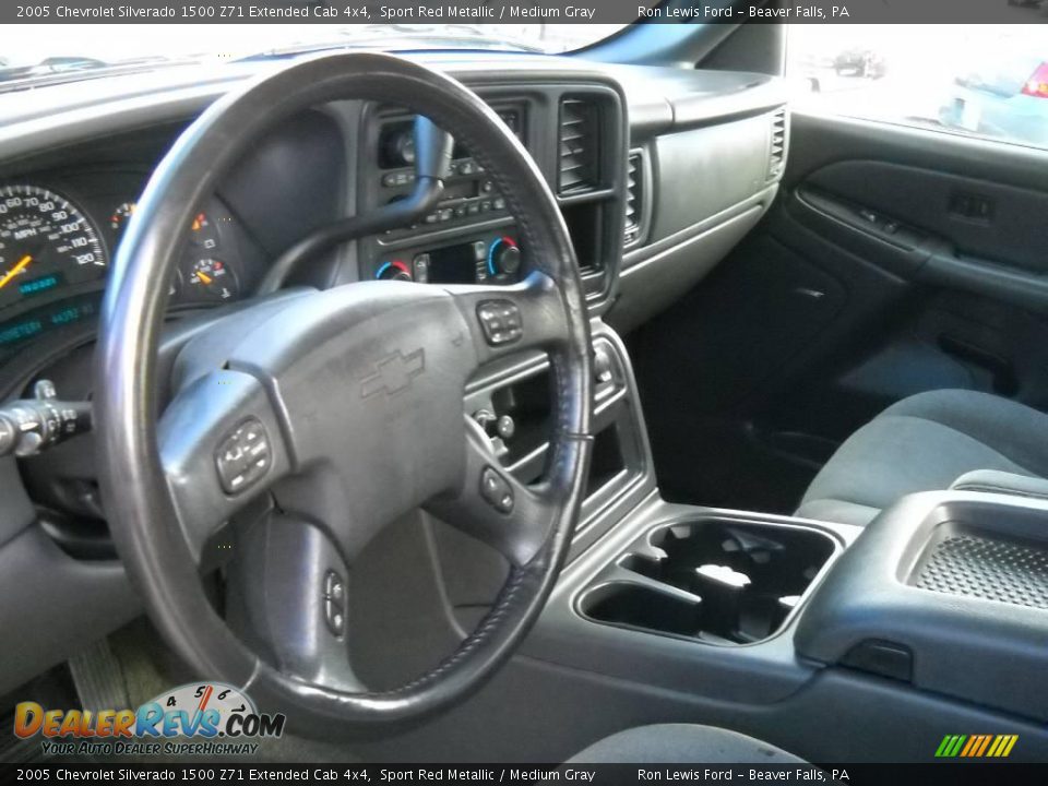 2005 Chevrolet Silverado 1500 Z71 Extended Cab 4x4 Sport Red Metallic / Medium Gray Photo #7