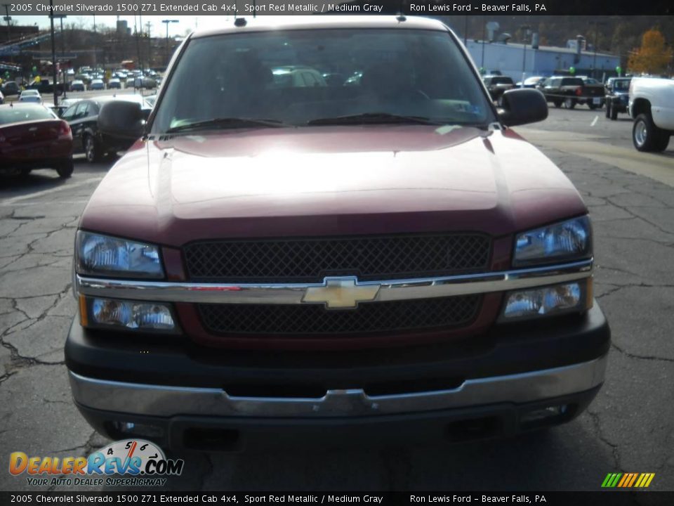 2005 Chevrolet Silverado 1500 Z71 Extended Cab 4x4 Sport Red Metallic / Medium Gray Photo #19