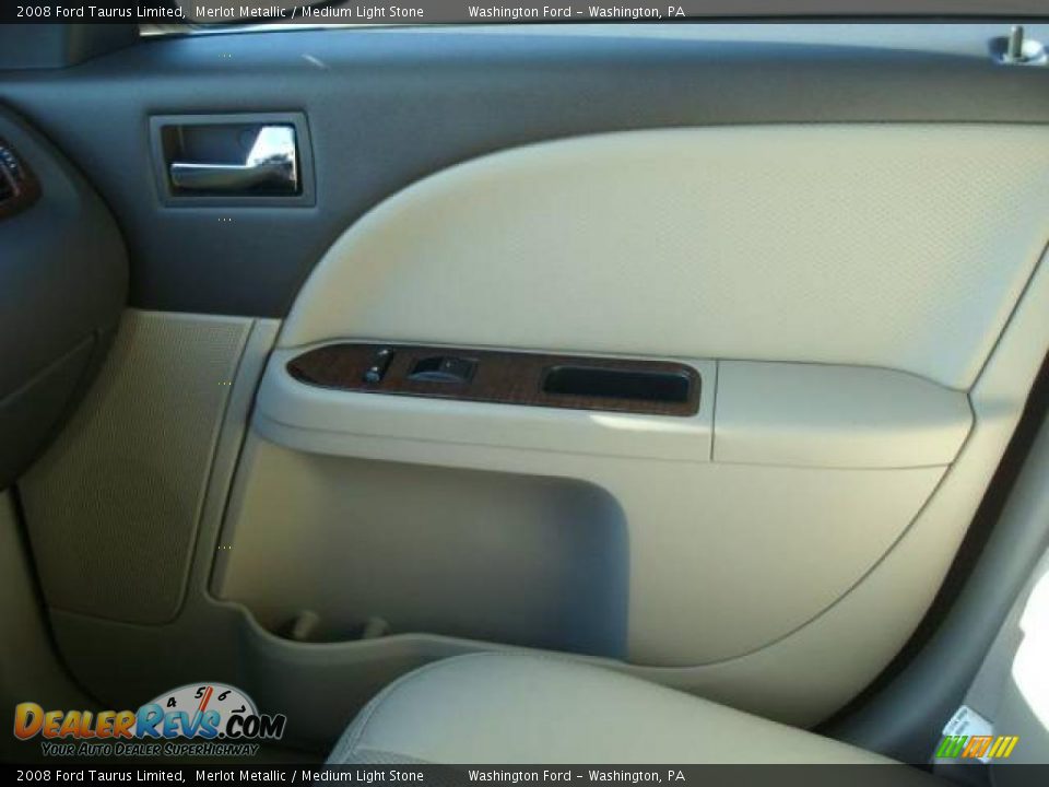 2008 Ford Taurus Limited Merlot Metallic / Medium Light Stone Photo #17
