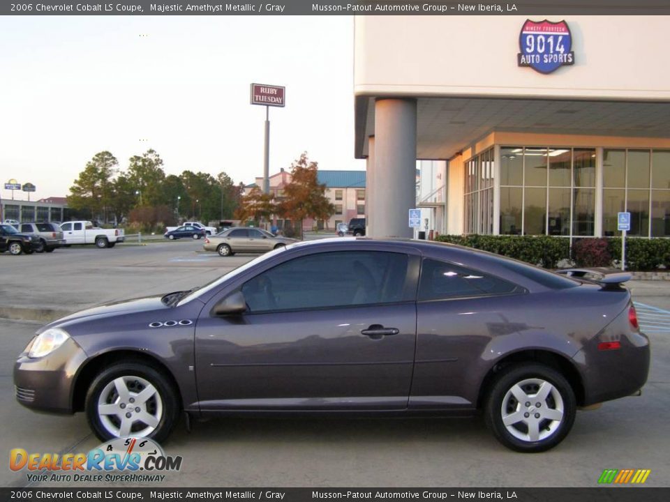 2006 Chevrolet Cobalt LS Coupe Majestic Amethyst Metallic / Gray Photo #2