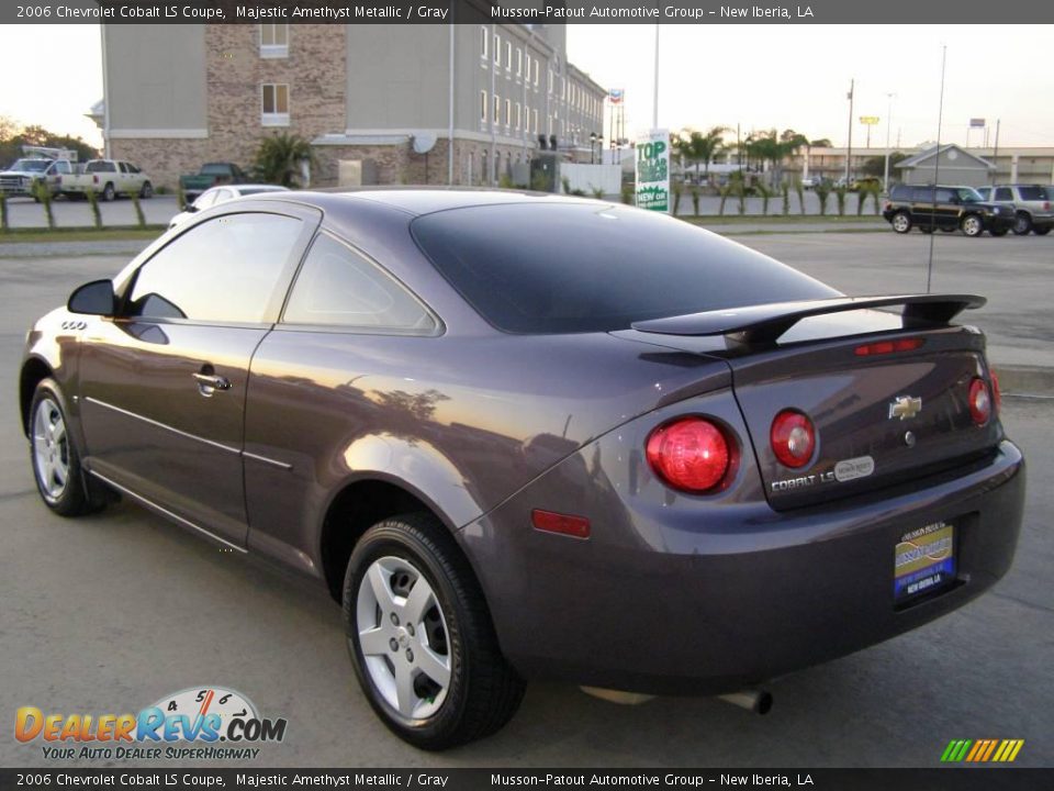 2006 Chevrolet Cobalt LS Coupe Majestic Amethyst Metallic / Gray Photo #3