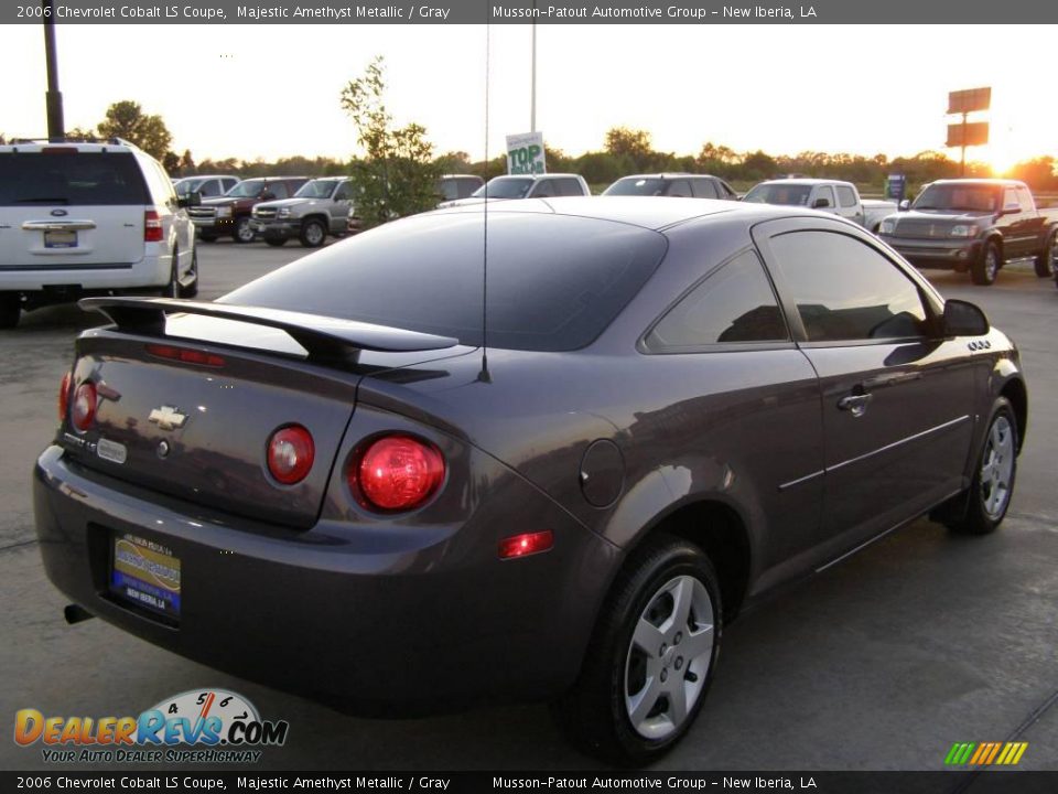 2006 Chevrolet Cobalt LS Coupe Majestic Amethyst Metallic / Gray Photo #5
