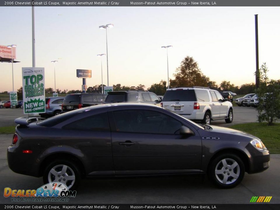 2006 Chevrolet Cobalt LS Coupe Majestic Amethyst Metallic / Gray Photo #6