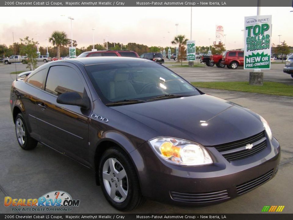 2006 Chevrolet Cobalt LS Coupe Majestic Amethyst Metallic / Gray Photo #7