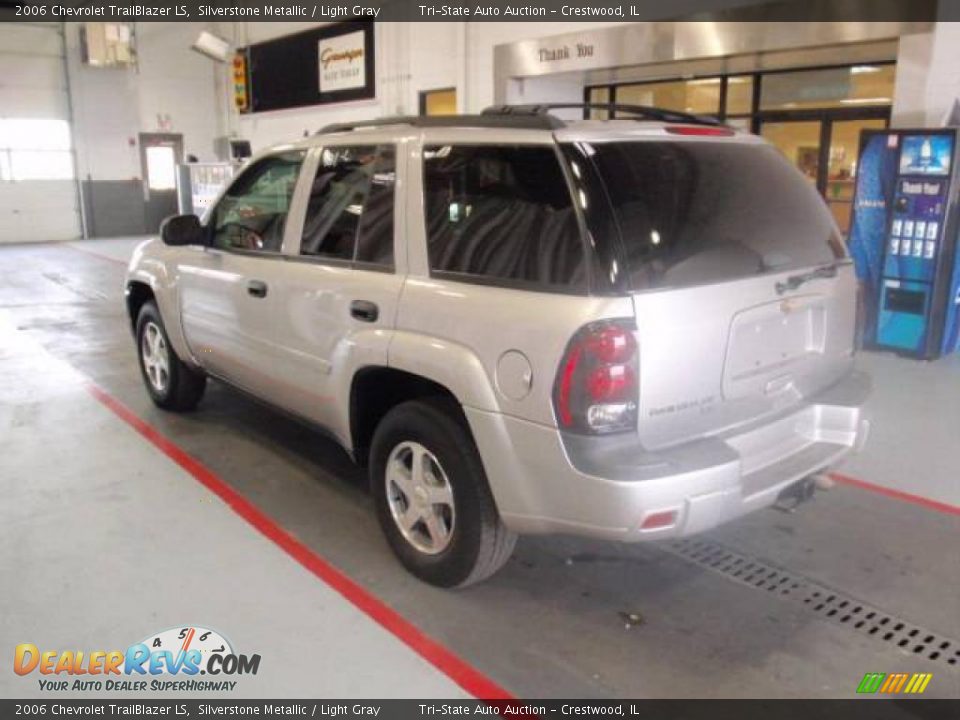 2006 Chevrolet TrailBlazer LS Silverstone Metallic / Light Gray Photo #5
