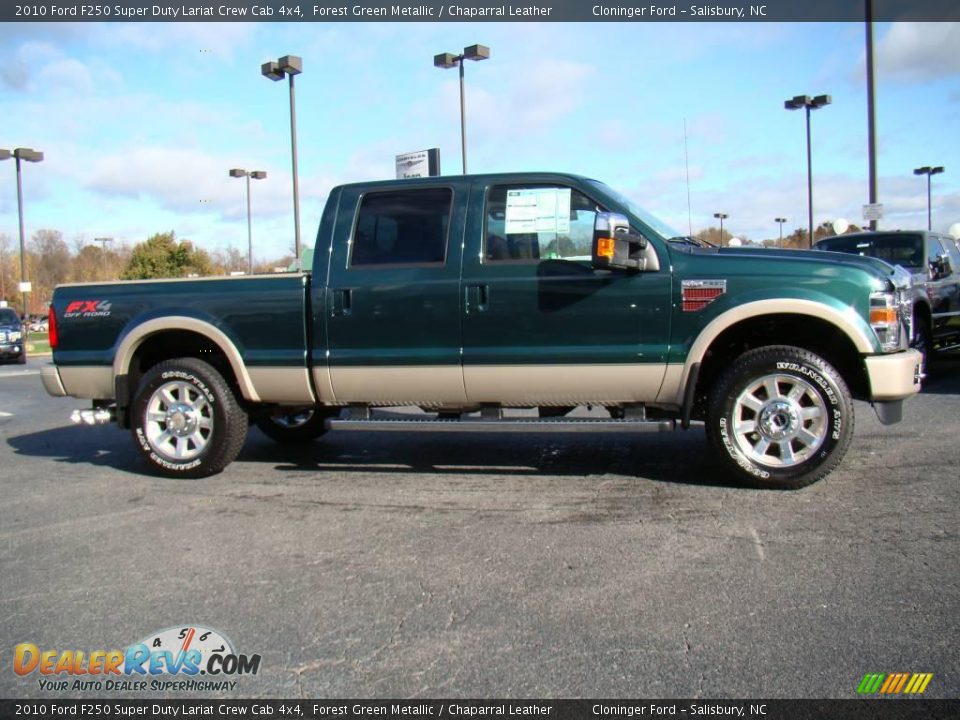2010 Ford F250 Super Duty Lariat Crew Cab 4x4 Forest Green Metallic / Chaparral Leather Photo #2