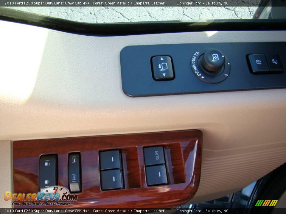 2010 Ford F250 Super Duty Lariat Crew Cab 4x4 Forest Green Metallic / Chaparral Leather Photo #18