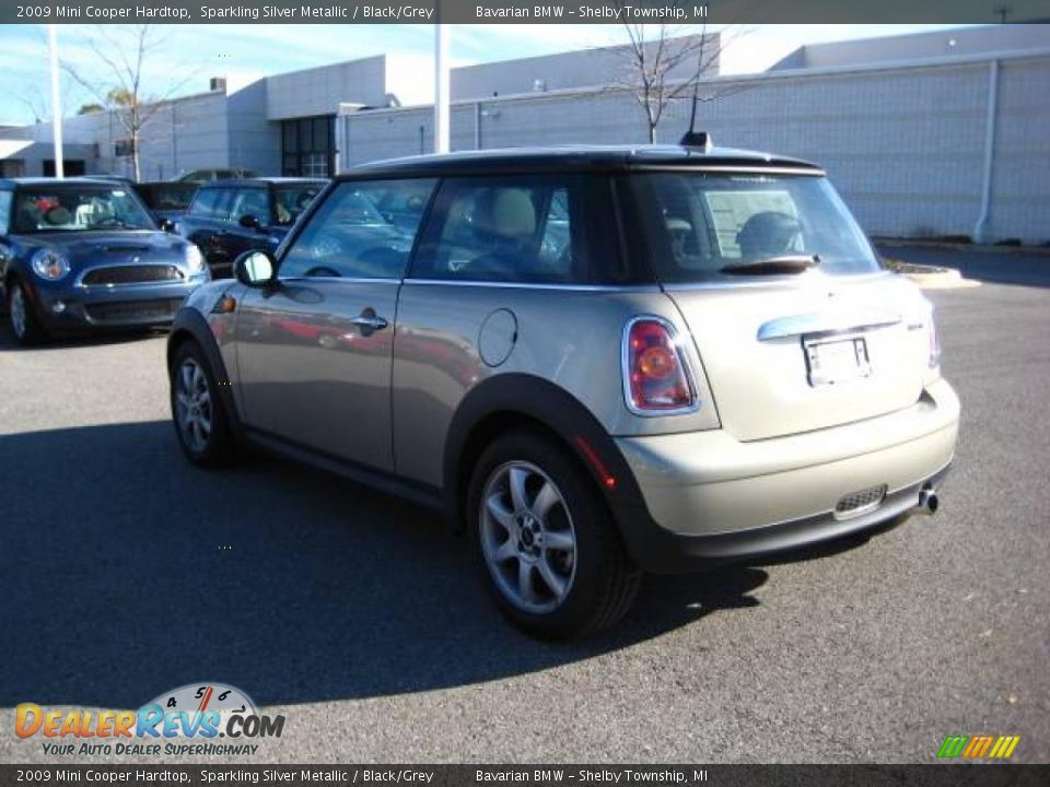2009 Mini Cooper Hardtop Sparkling Silver Metallic / Black/Grey Photo #3