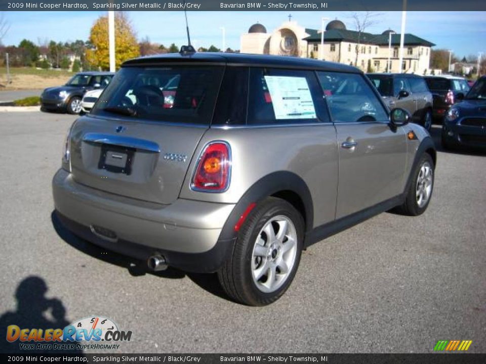 2009 Mini Cooper Hardtop Sparkling Silver Metallic / Black/Grey Photo #5