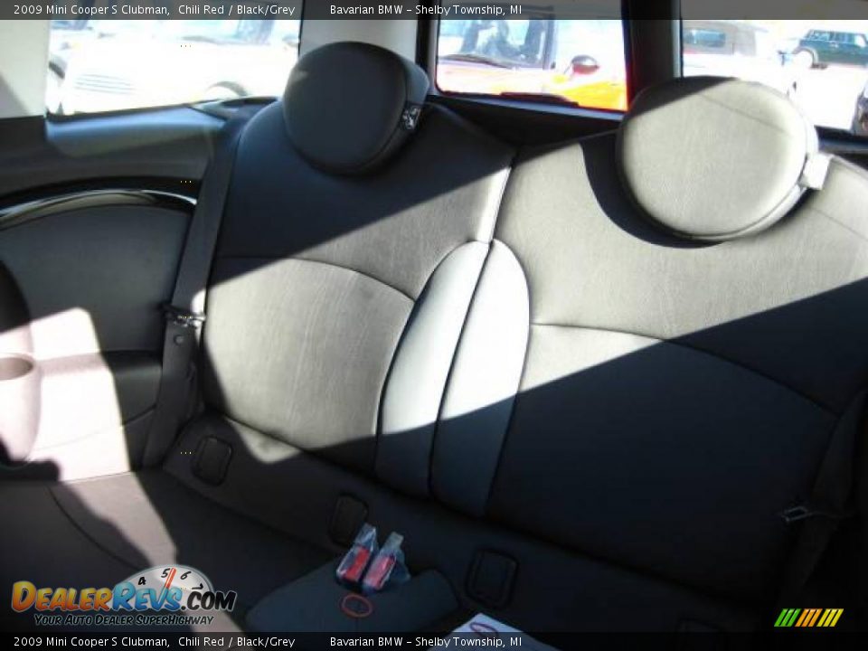 2009 Mini Cooper S Clubman Chili Red / Black/Grey Photo #12