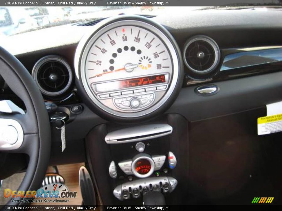 2009 Mini Cooper S Clubman Chili Red / Black/Grey Photo #16