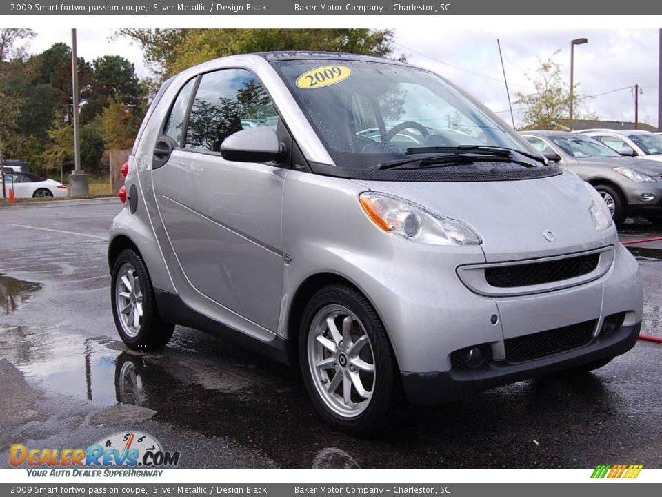 2009 Smart fortwo passion coupe Silver Metallic / Design Black Photo #1