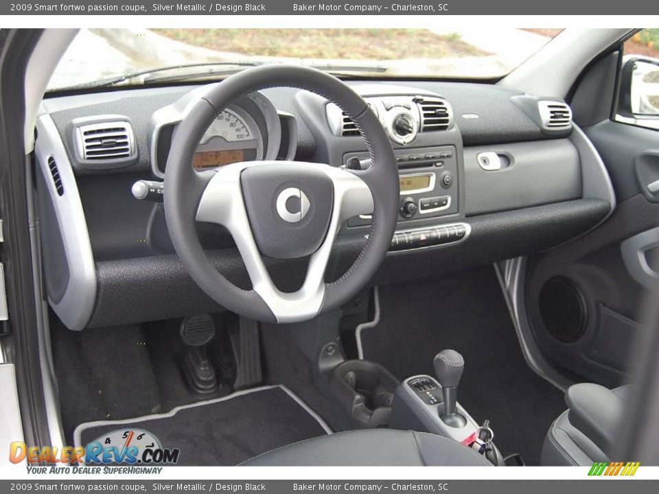 2009 Smart fortwo passion coupe Silver Metallic / Design Black Photo #3